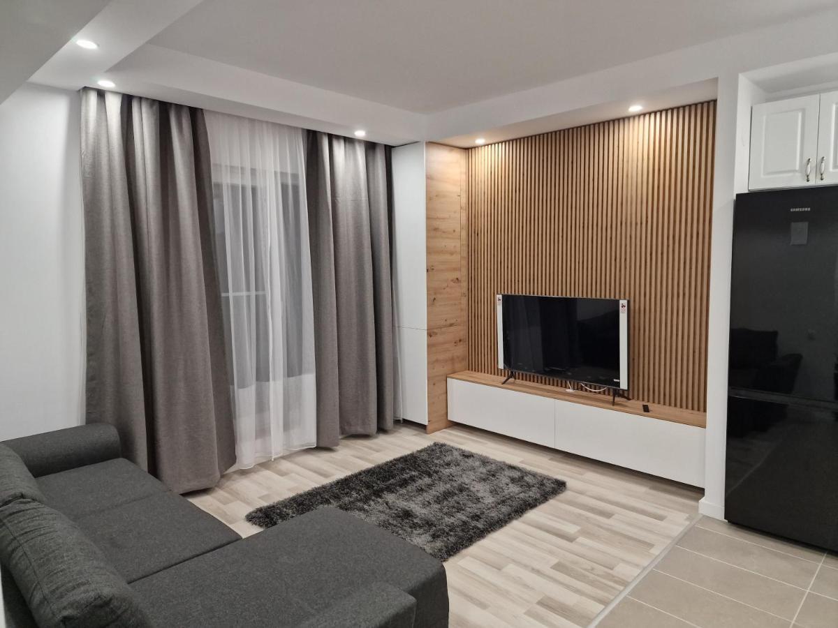 Ferienwohnung Golden Cosmopolis Cretuleasca Exterior foto
